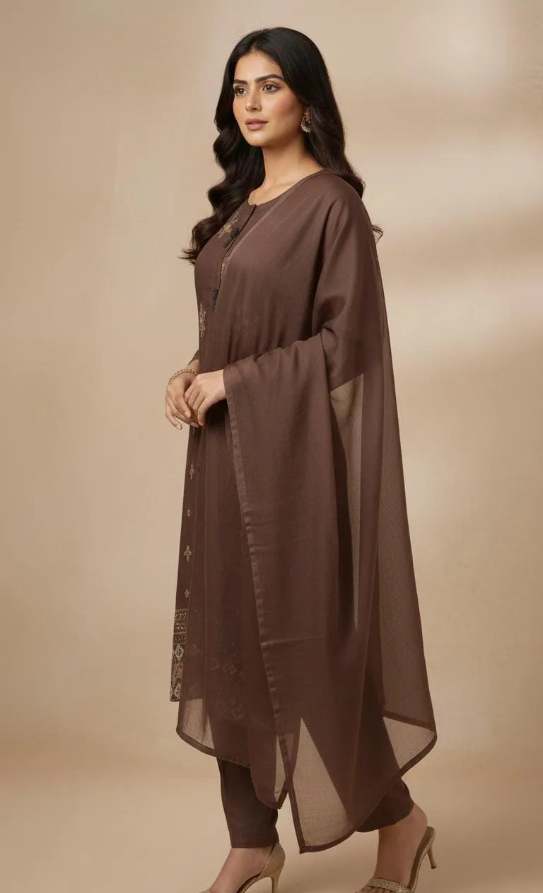 Elegant Three-Piece Women's Stitched Suit in Wool with Embroidered Design